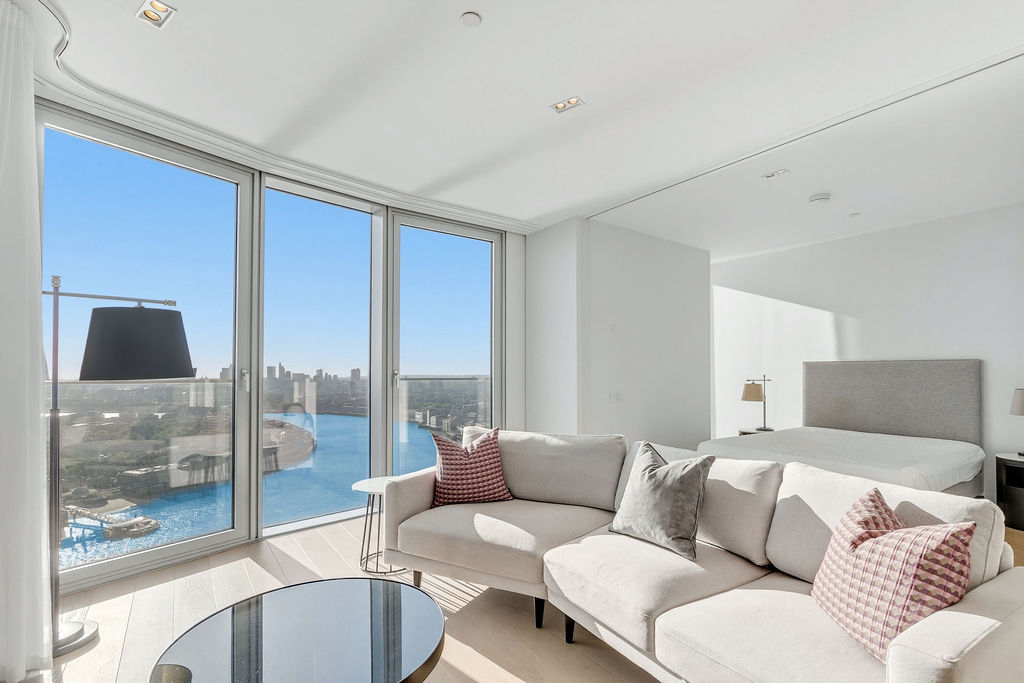 Newfoundland Place, Canary Wharf, E14
