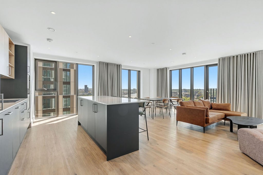 Charter Street, Canary Wharf, London, E22
