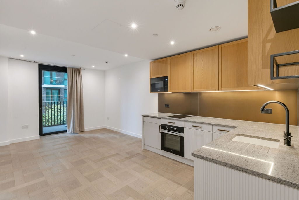 4 Merino Gardens, London, E1W 2DS